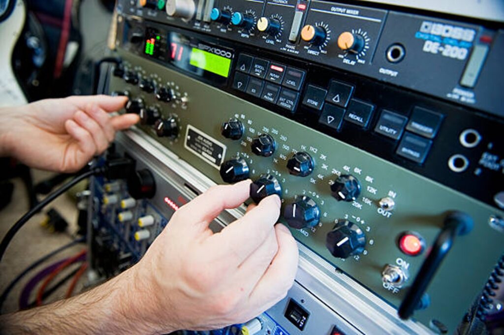What to Check Before Buying from an Online Mastering Shop